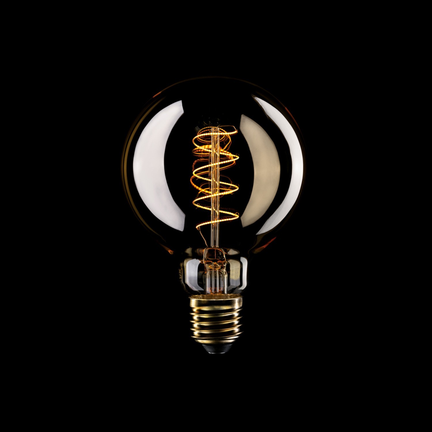 LED arany gömb izzó C06 szénszálas jellegű ívelt spirál izzószállal G95 4W E27 fényerőszabályozható 1800K