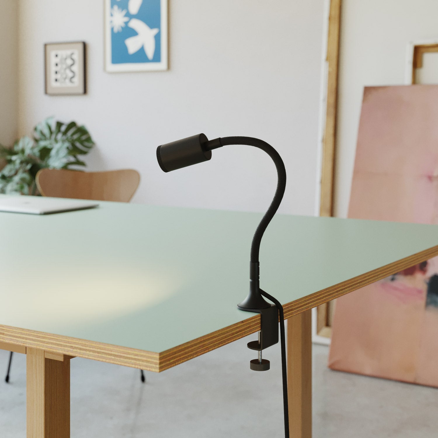 Faretto snodabile MAG-Y con pinza - Nero